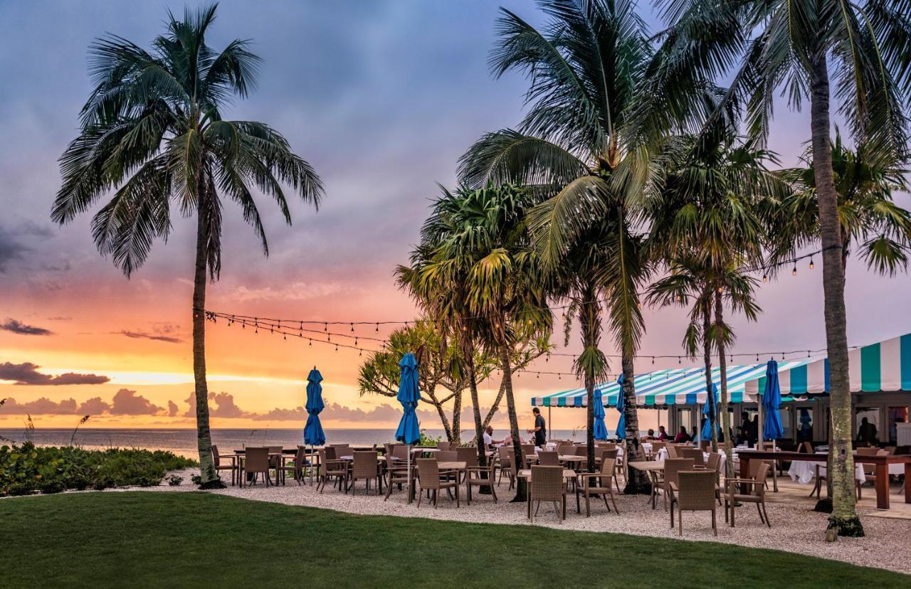 Naples Beach Hotel And Golf Club Bagian luar foto