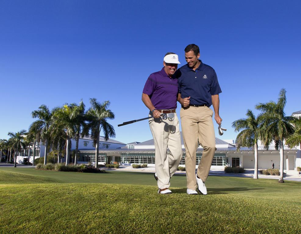 Naples Beach Hotel And Golf Club Bagian luar foto