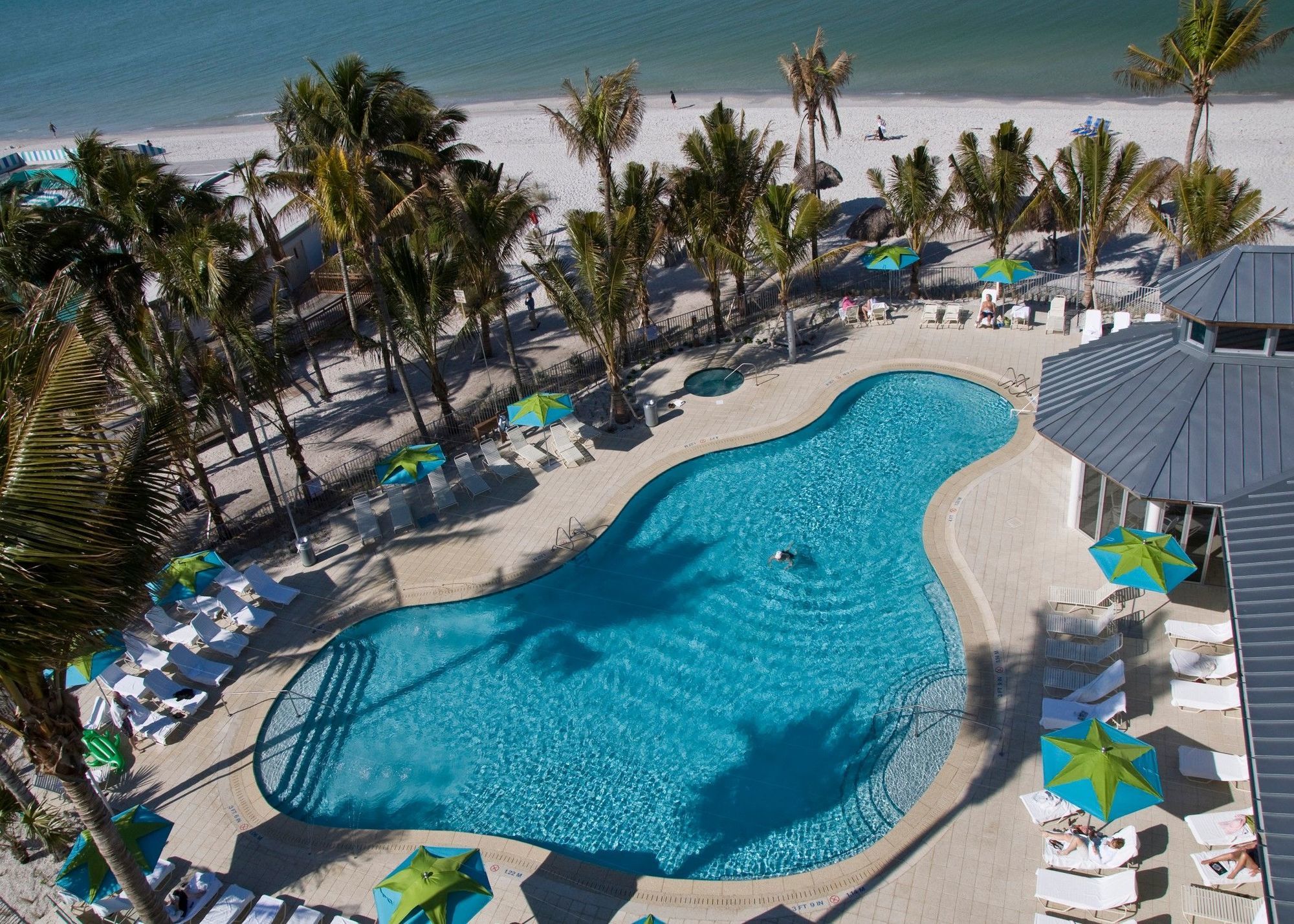 Naples Beach Hotel And Golf Club Bagian luar foto