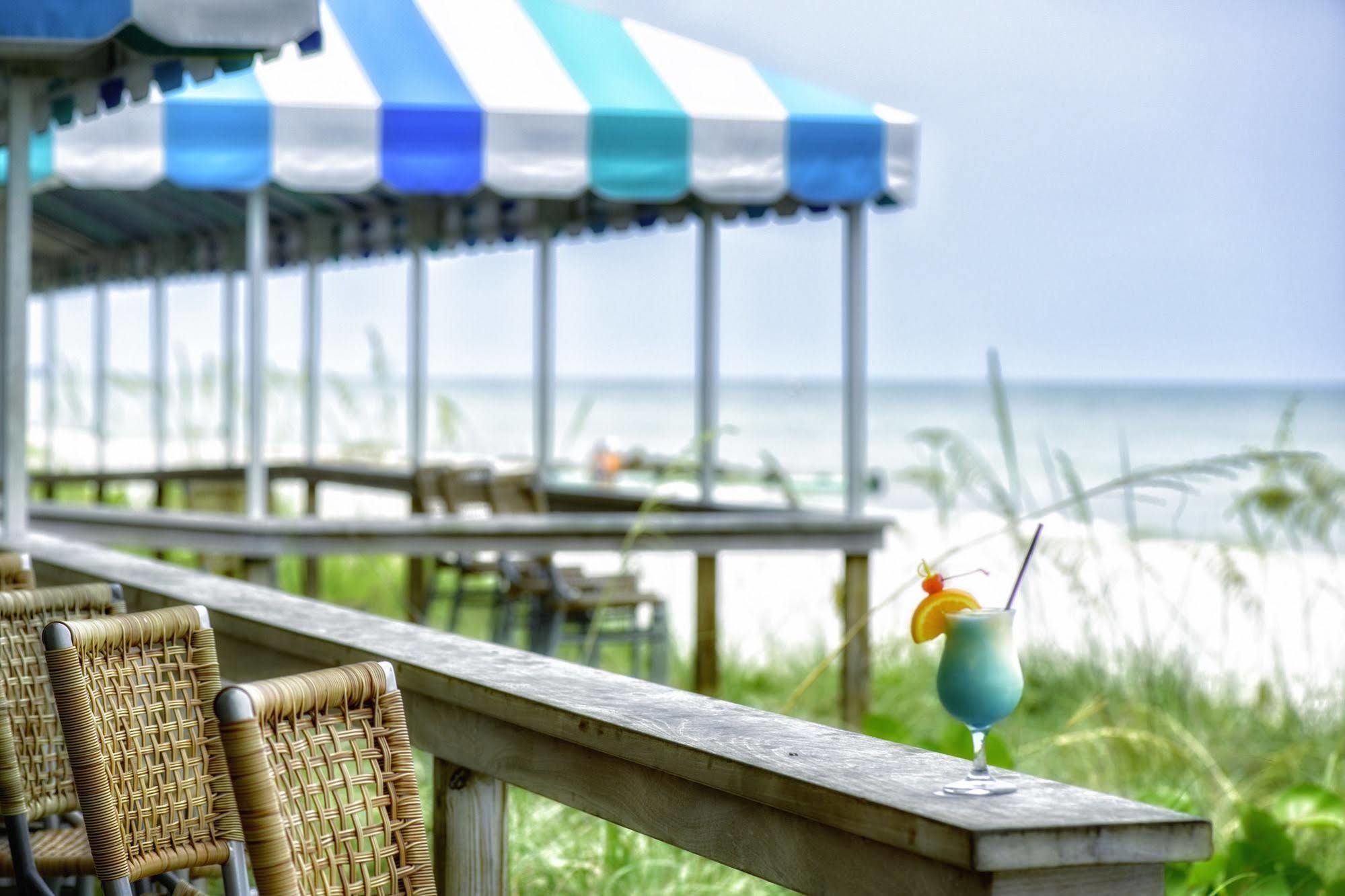 Naples Beach Hotel And Golf Club Bagian luar foto